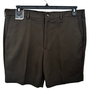 Roundtree & Yorke Travel Smart Mens Classic Fit Luxury Shorts Size 42 Brown